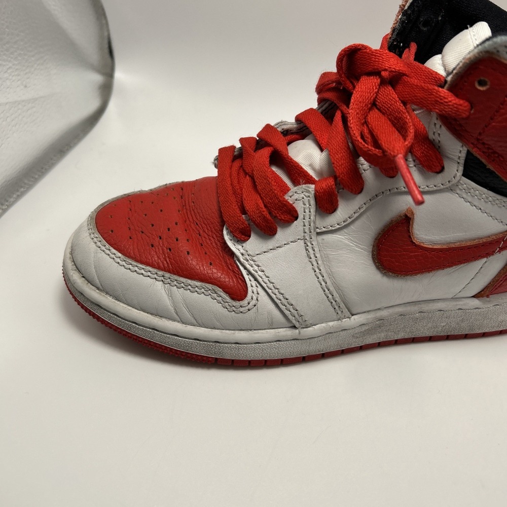 Nike Air Jordan Retro 1 Red/White Youth Size 3.5Y - Picture 14 of 16